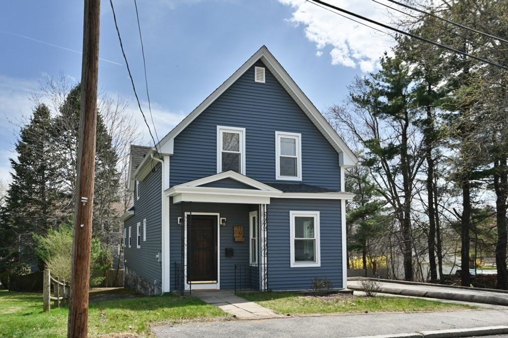 Photo of 19 Juniper St, Lowell, MA 01852 (MLS # 73503104)