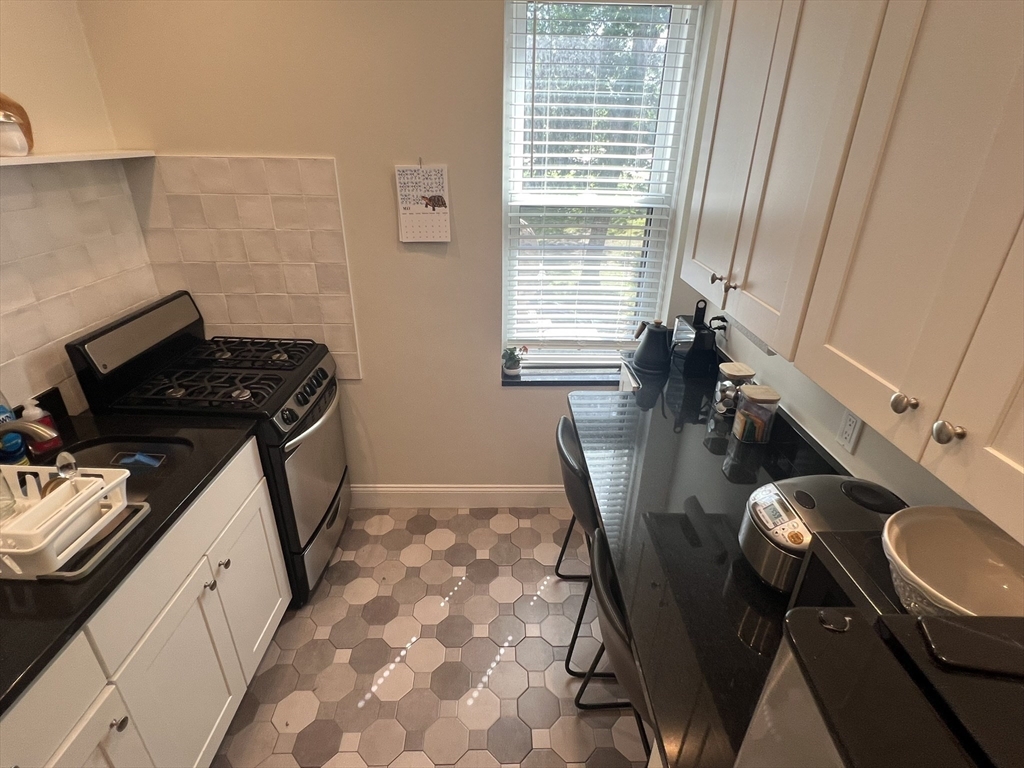 56 Charlesgate E 138