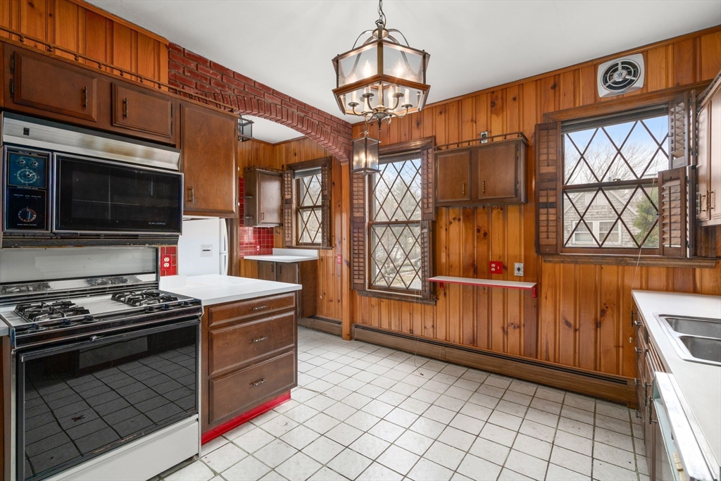 1148 Boylston St, Brookline, MA, 1148 Boylston St, Brookline, MA Photo #13