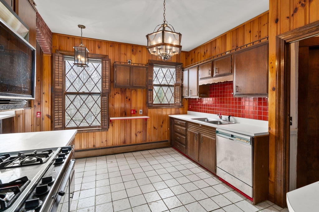 1148 Boylston St, Brookline, MA, 1148 Boylston St, Brookline, MA Photo #9