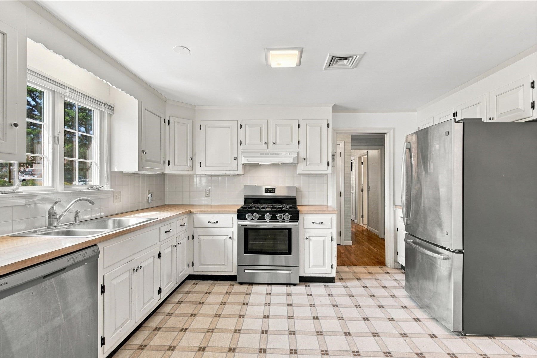 109 Greenland Cir, Dennis, MA, 109 Greenland Cir, Dennis, MA Photo #10