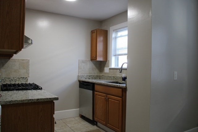 17 Sewall Street #1, Somerville, MA, 17 Sewall Street #1, Somerville, MA Photo #3