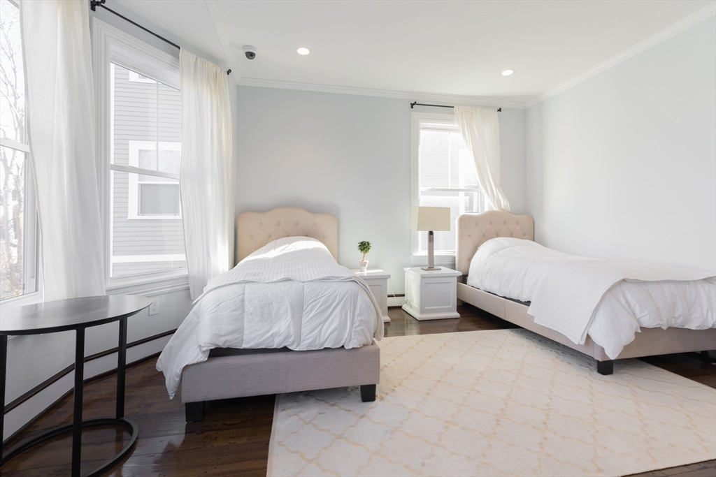 27 Howland St #2, Boston, MA Photo #12