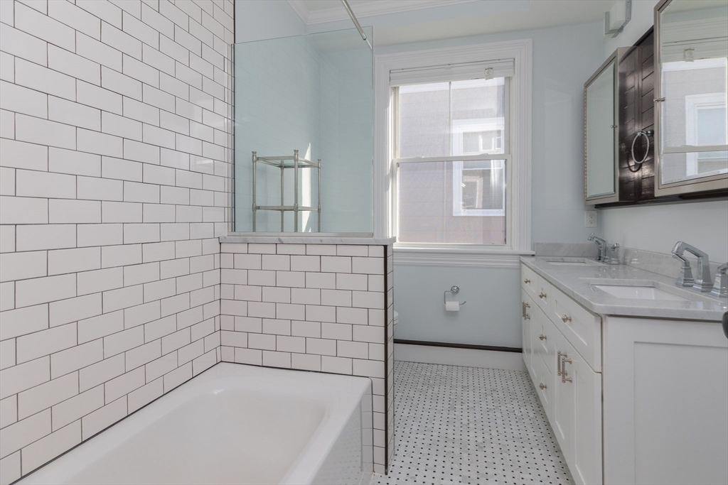 27 Howland St #2, Boston, MA Photo #10