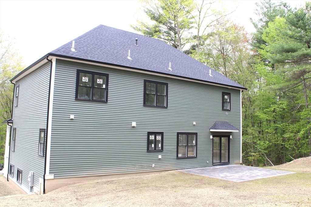 30 Mendon St