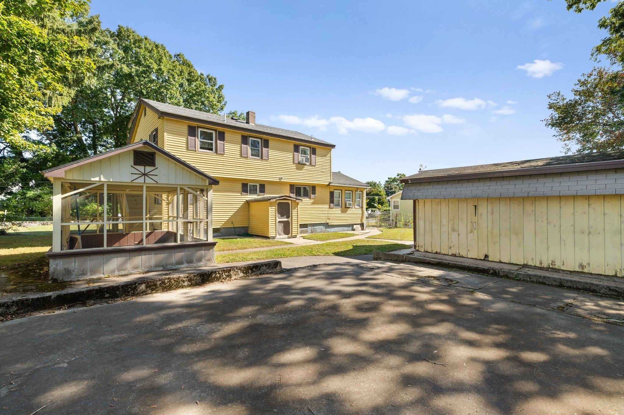 316 Emery St, Dracut, MA, 316 Emery St, Dracut, MA Photo #32