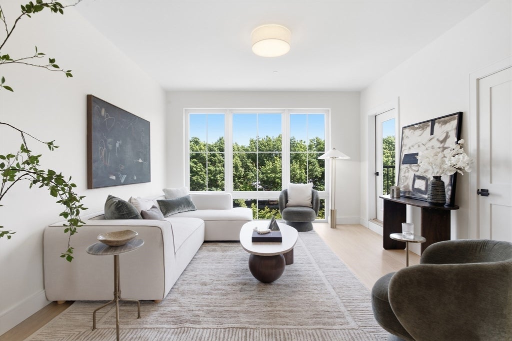 28 Geneva St #202, Boston, MA Photo #1