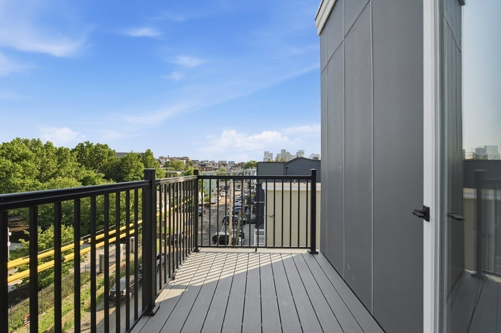 28 Geneva St #202, Boston, MA Photo #16