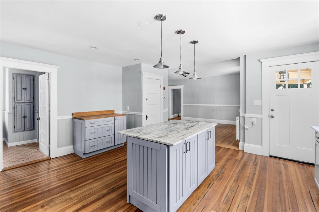 417 Westhampton Rd