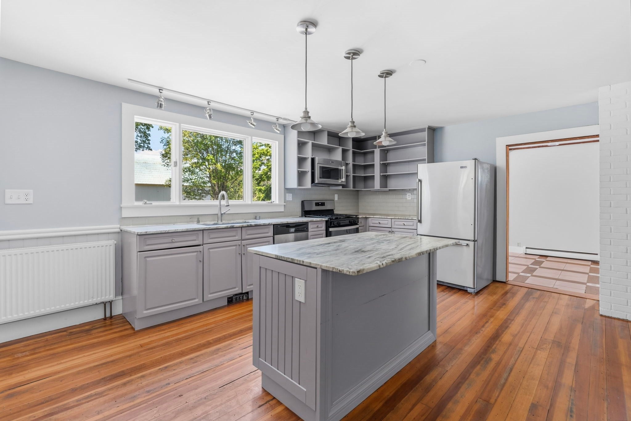 417 Westhampton Rd