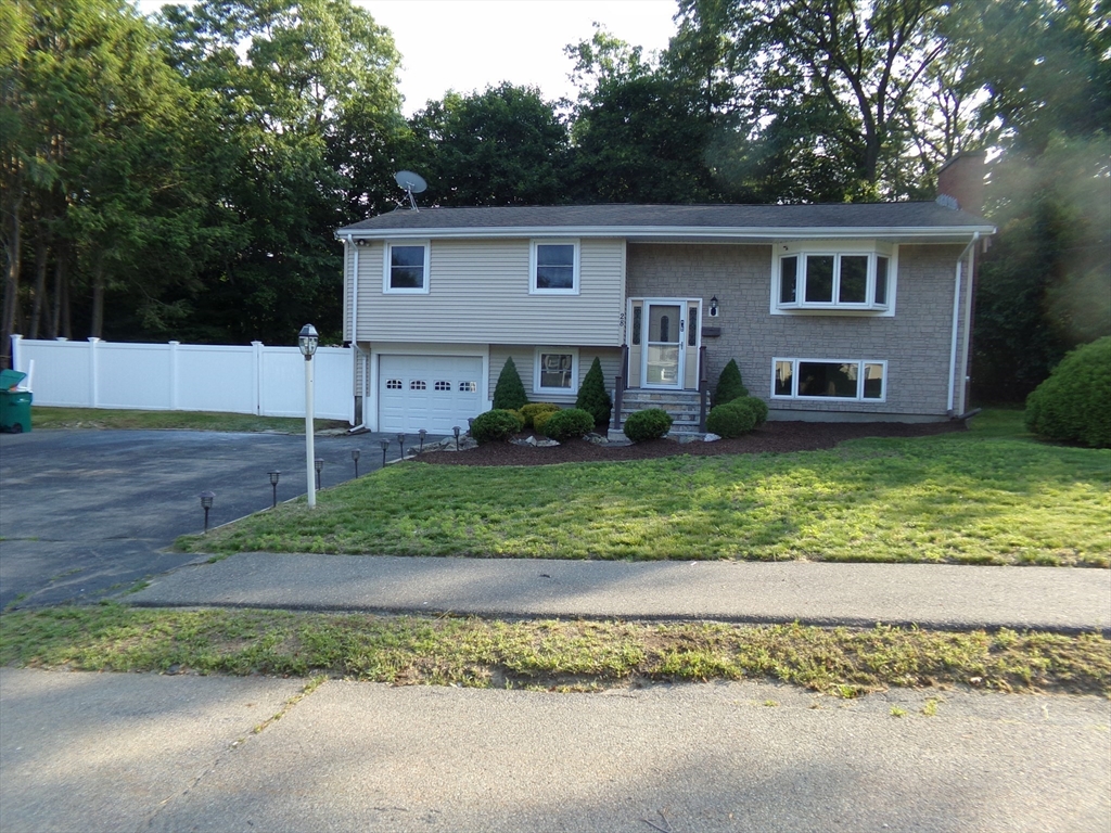 28 Inverness Road