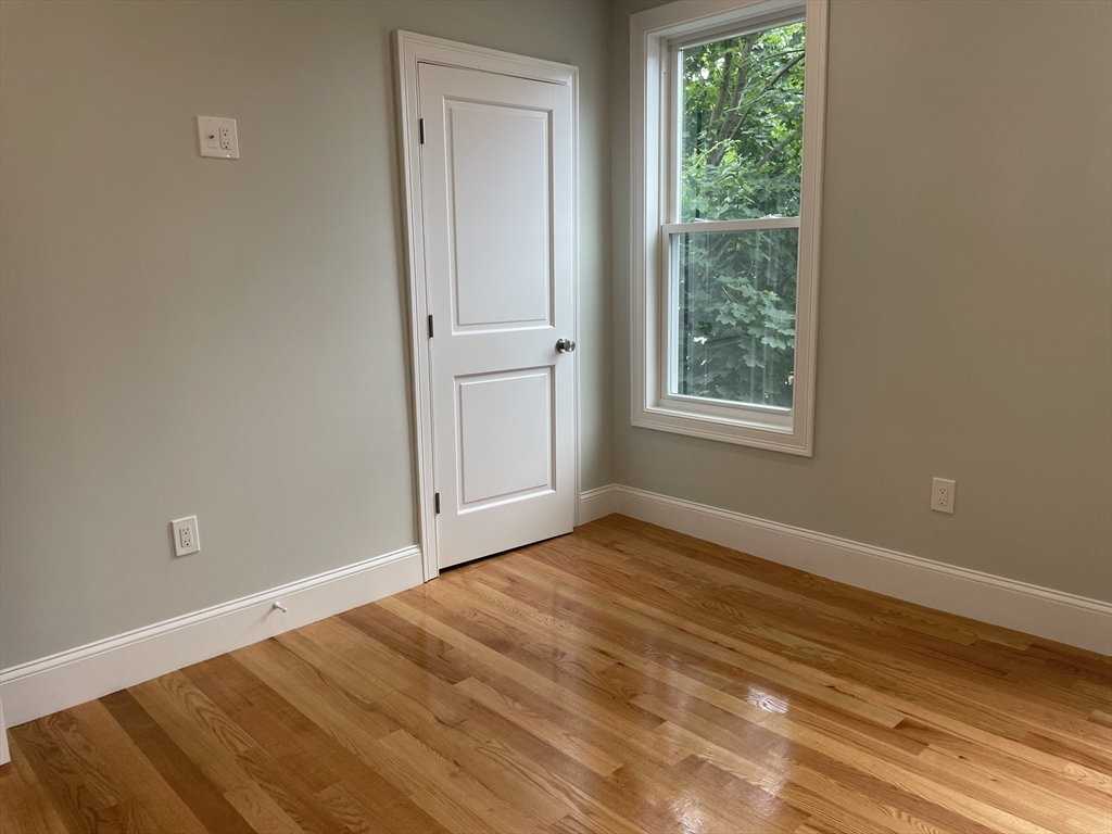 708 Walk Hill 2