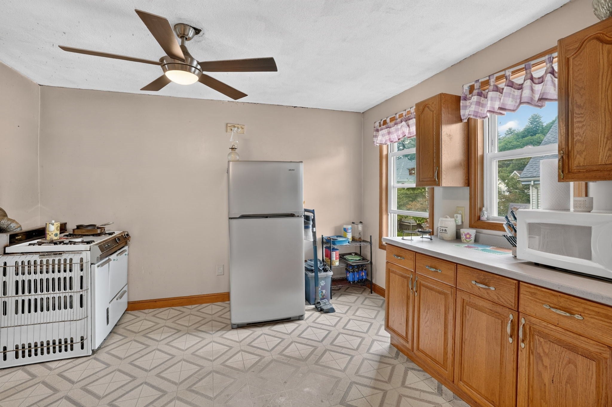 28-30 Crescent Ave, Melrose, MA Photo #19