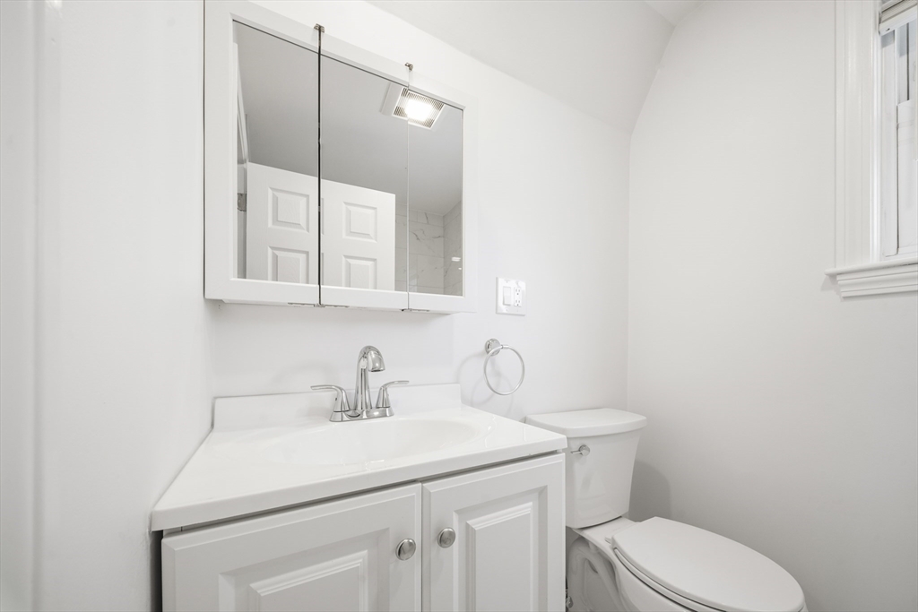 14 Palmer St, Quincy, MA Photo #8