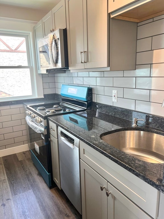6 Elmwood Court #2, Winthrop, MA, 6 Elmwood Court #2, Winthrop, MA Photo #3