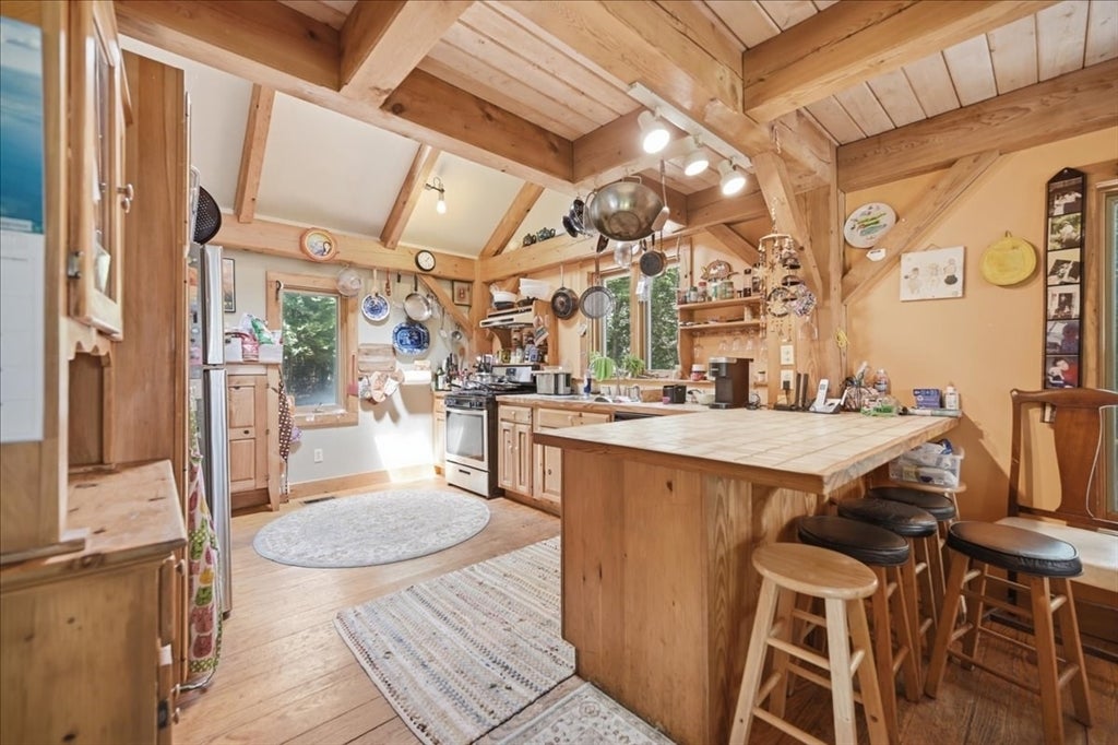 1746E Drift Rd, Westport, MA, 1746E Drift Rd, Westport, MA Photo #18
