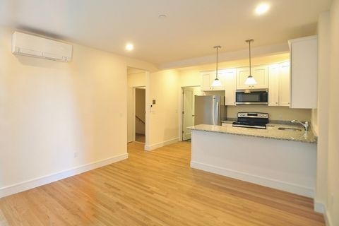 877 Beacon St 2 Boston MA 02215