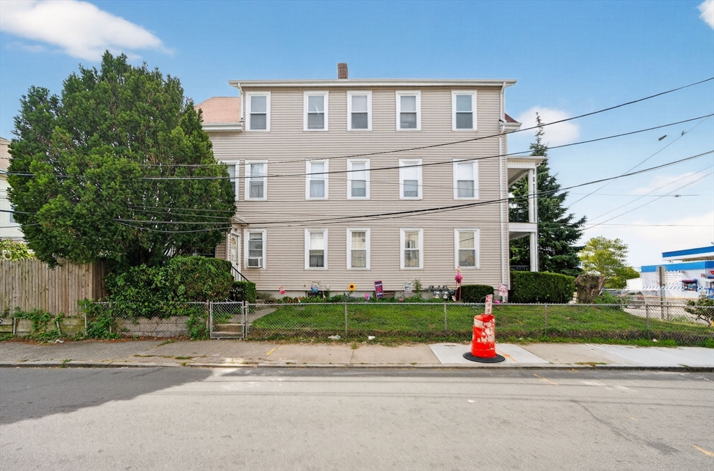 167 Lonsdale