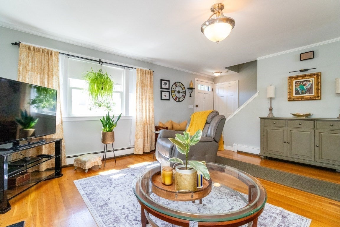 35 Rosaria St, Boston, MA, 35 Rosaria St, Boston, MA Photo #4