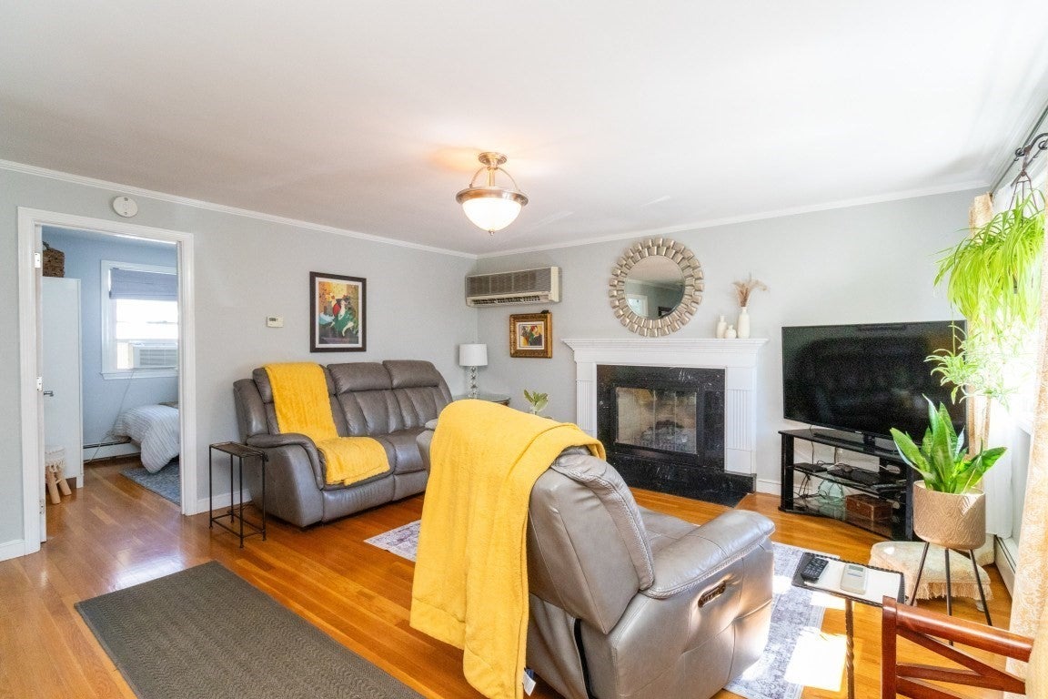 35 Rosaria St, Boston, MA, 35 Rosaria St, Boston, MA Photo #6