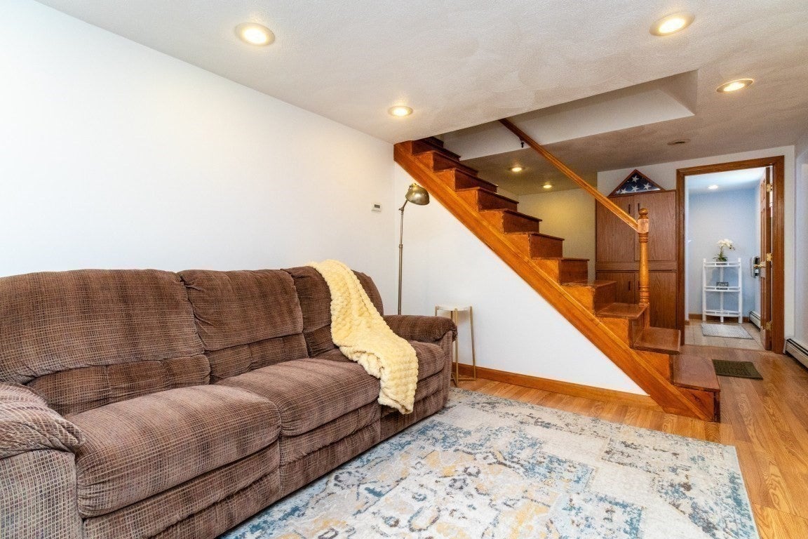 35 Rosaria St, Boston, MA, 35 Rosaria St, Boston, MA Photo #29