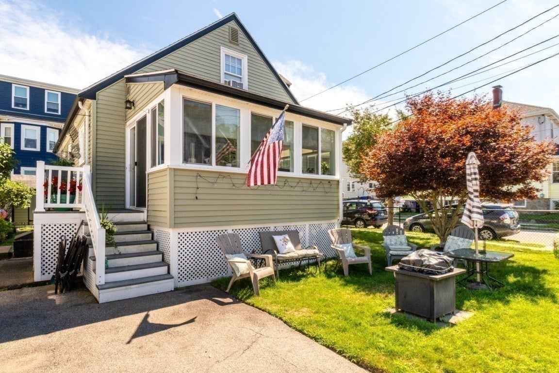 35 Rosaria St, Boston, MA, 35 Rosaria St, Boston, MA Photo #35
