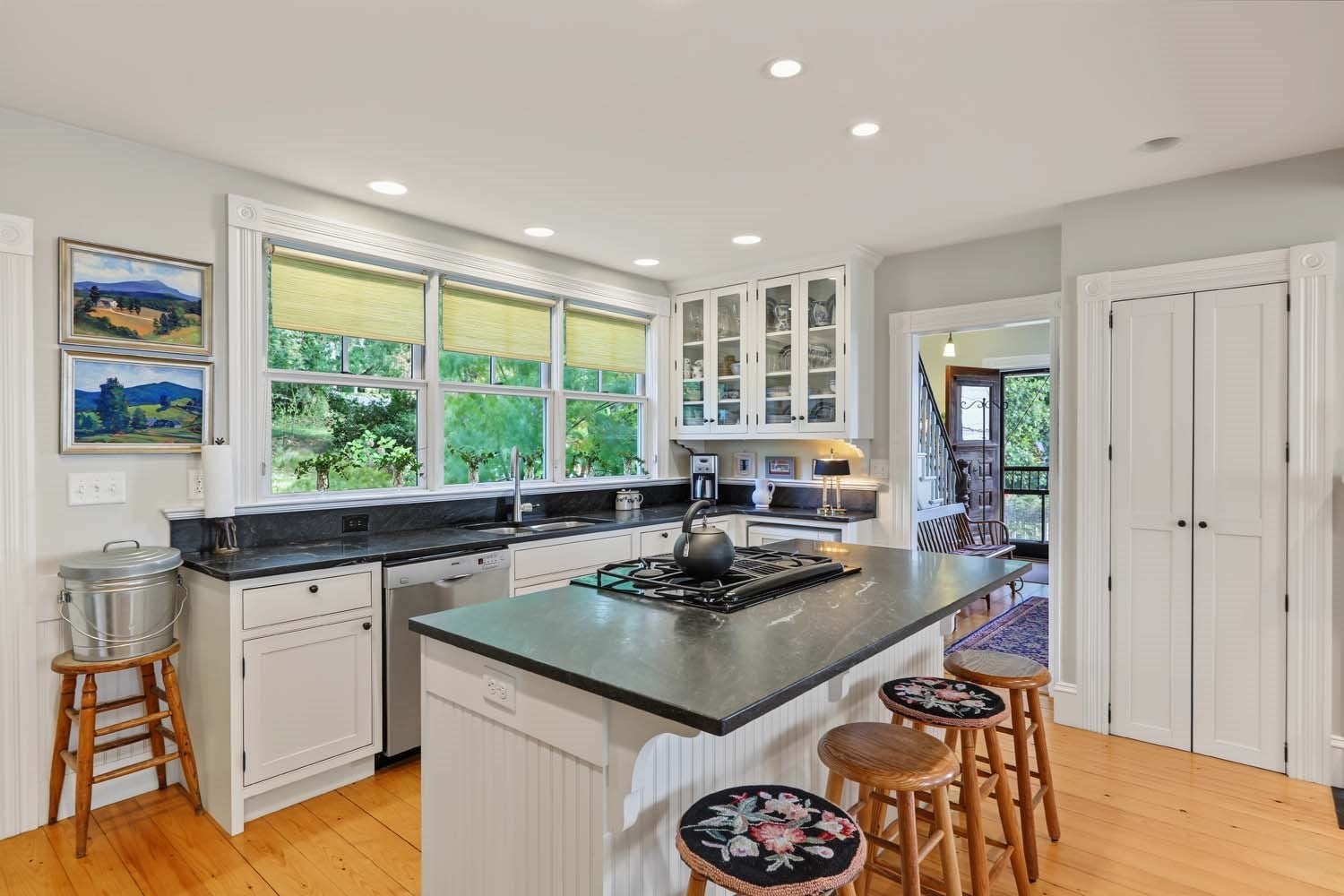 56 Lawton Ave, Tiverton, RI, 56 Lawton Ave, Tiverton, RI Photo #12
