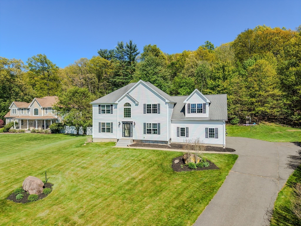 1507 E Mountain Rd