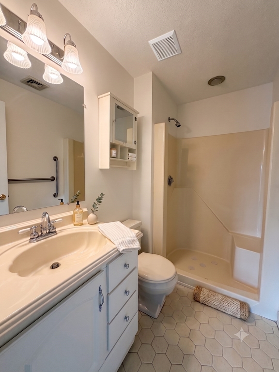 5 Thomas St #P4, Saugus, MA, 5 Thomas St #P4, Saugus, MA Photo #9