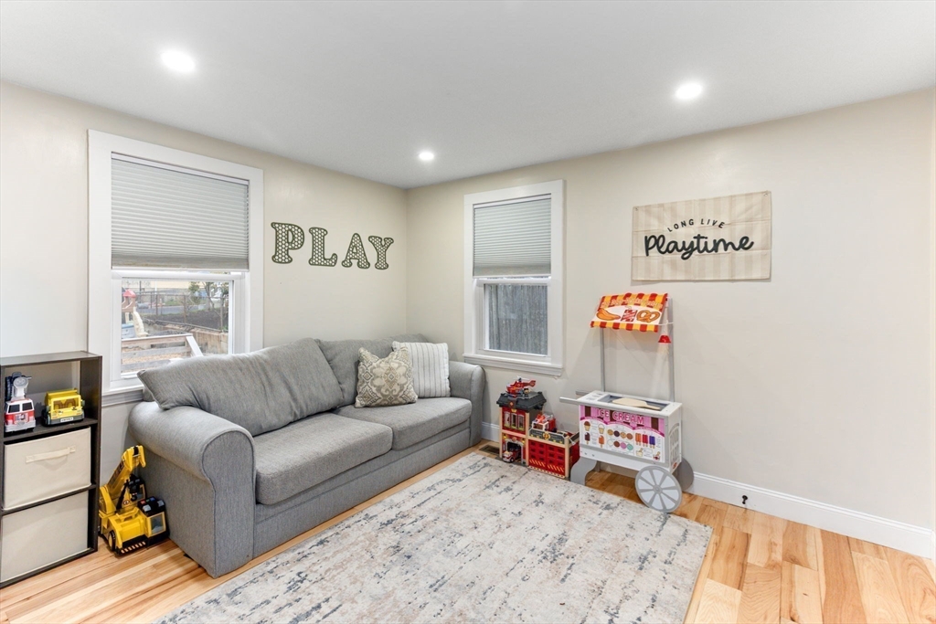 67 Billings St, Boston, MA, 67 Billings St, Boston, MA Photo #13