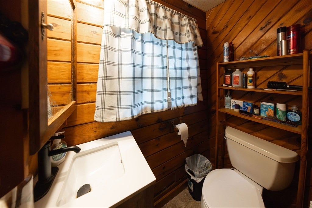 230 Keys Rd, Warren, MA, 230 Keys Rd, Warren, MA Photo #21