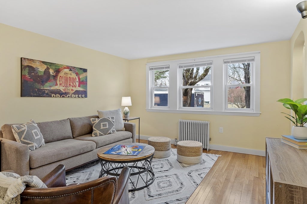 56 Spruce St 56