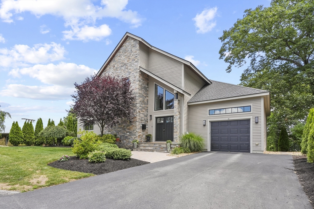 14 Bay Edge Lane
