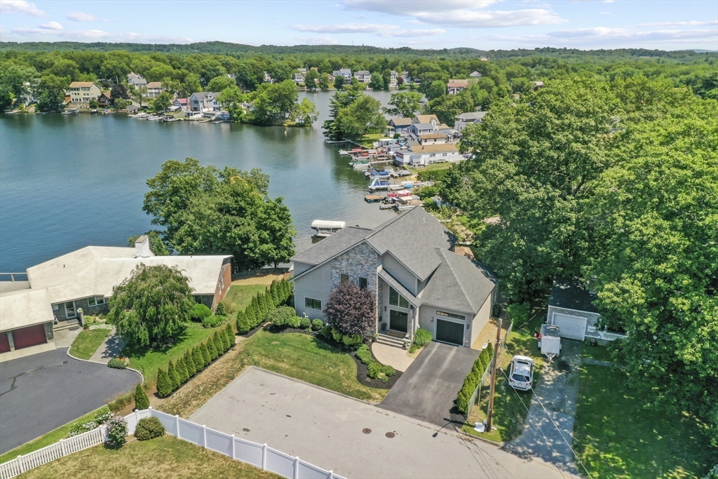 14 Bay Edge Lane