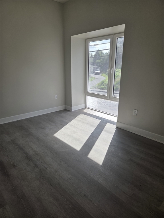 133 Salem 206