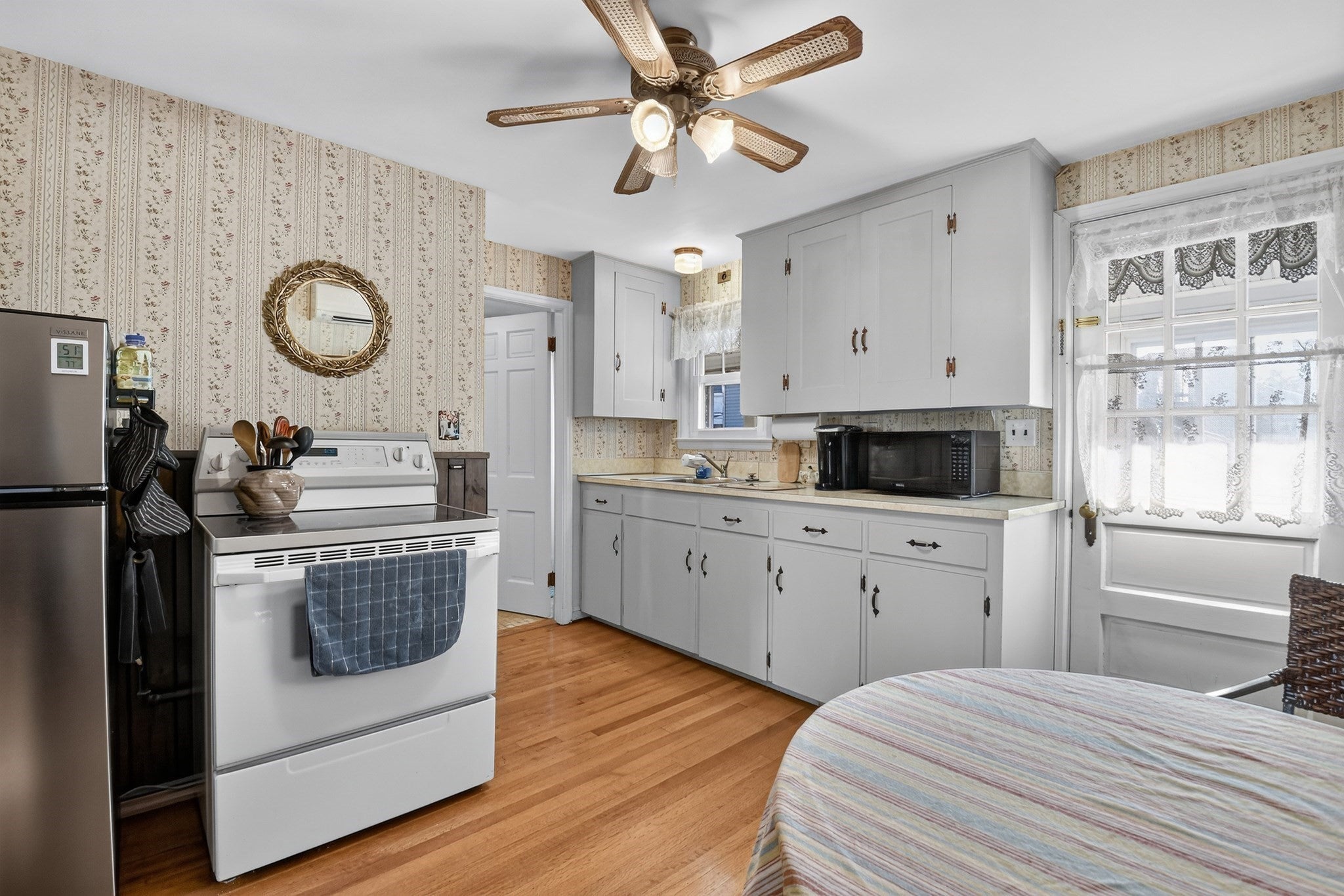 208 Woodland St, Fitchburg, MA, 208 Woodland St, Fitchburg, MA Photo #25