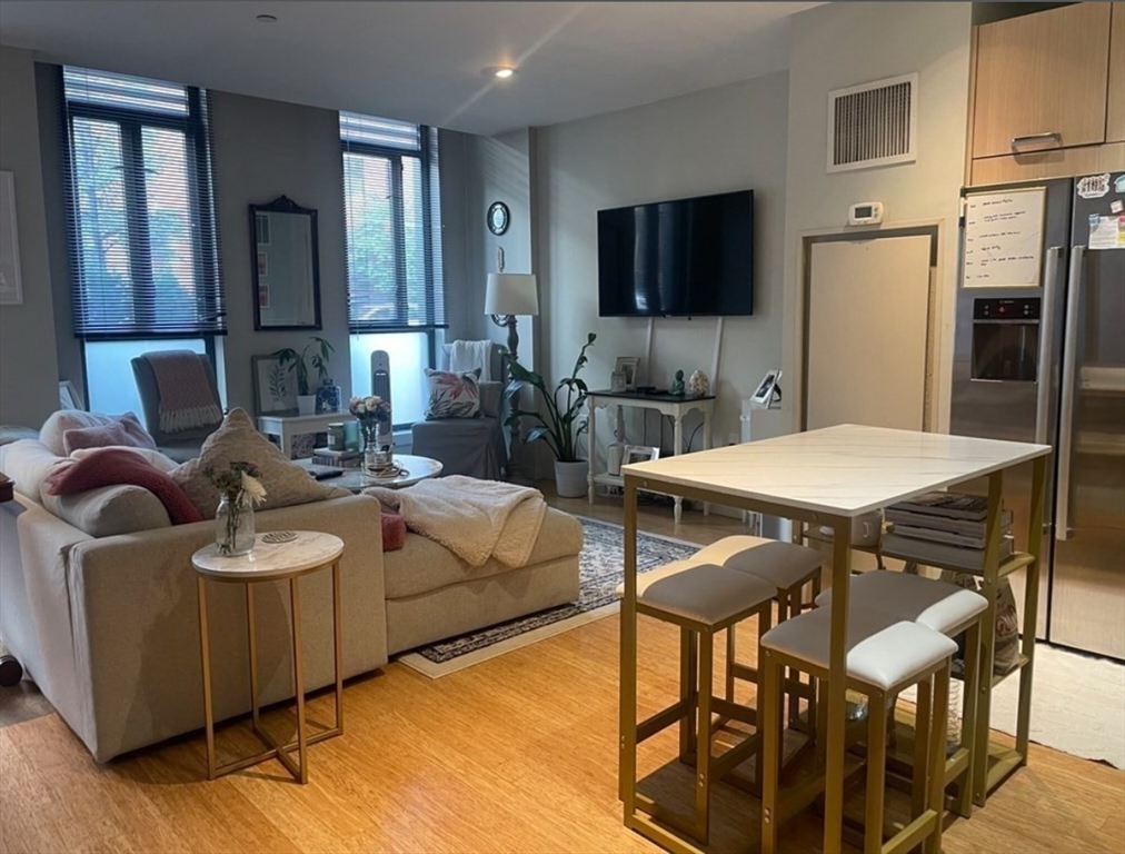 691 Massachusetts Ave 102