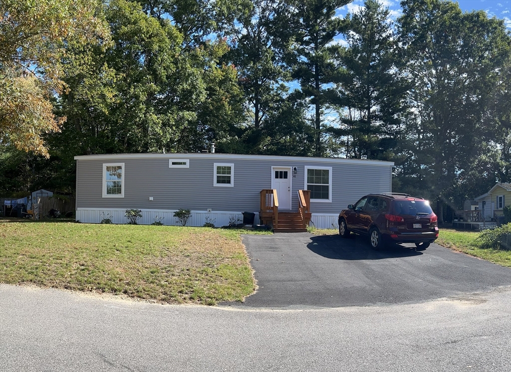41 Longboat Road