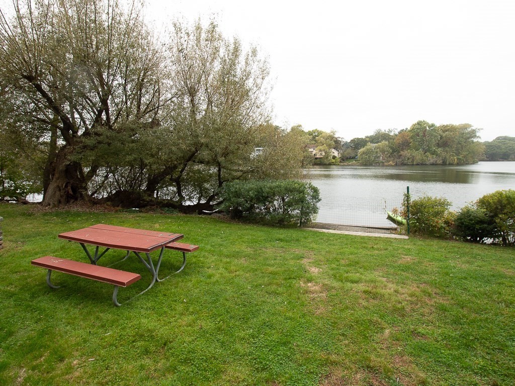 22 Hamilton Rd 206