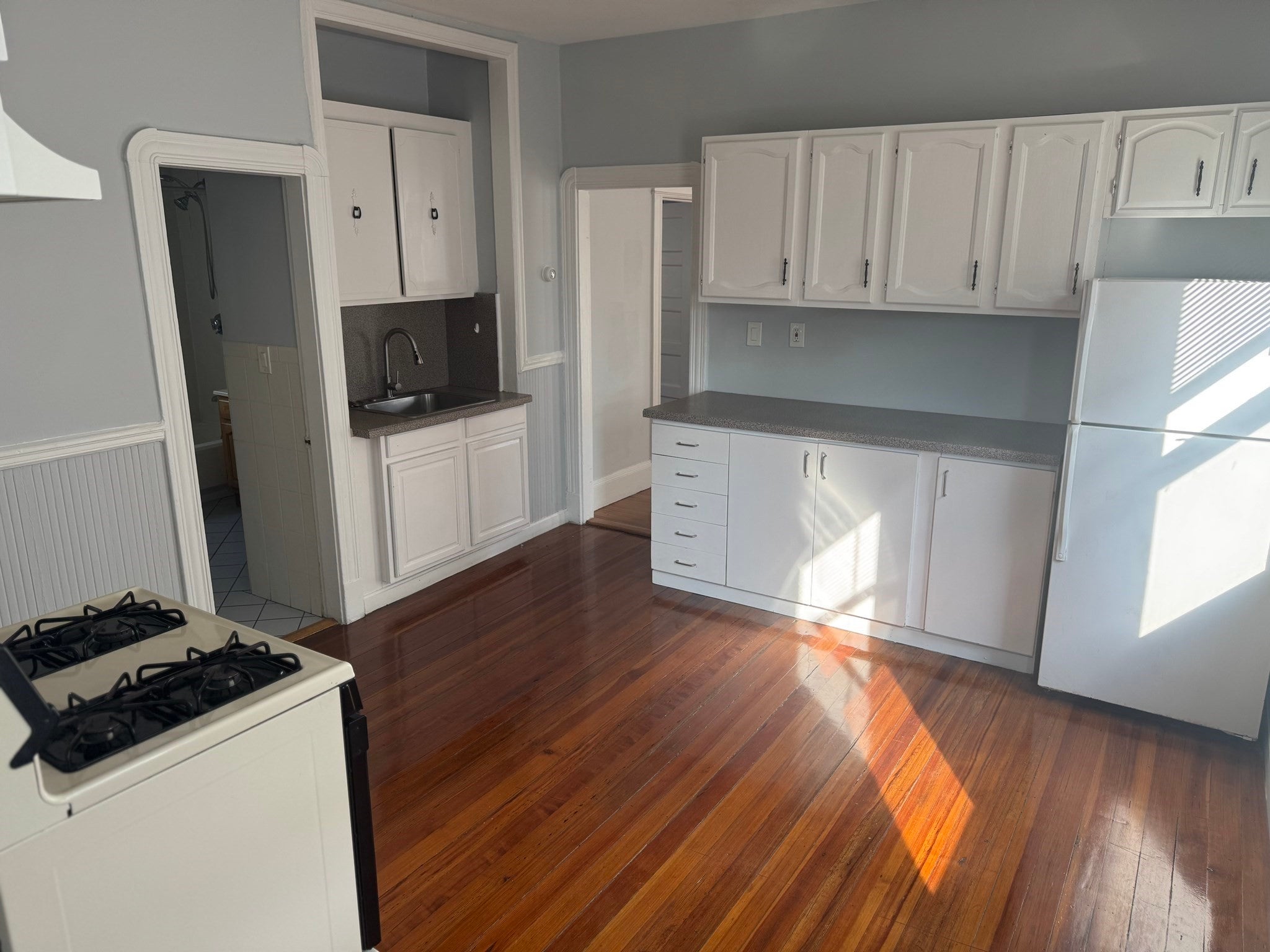 98 Irving ST #2, Everett, MA, 98 Irving ST #2, Everett, MA Photo #5