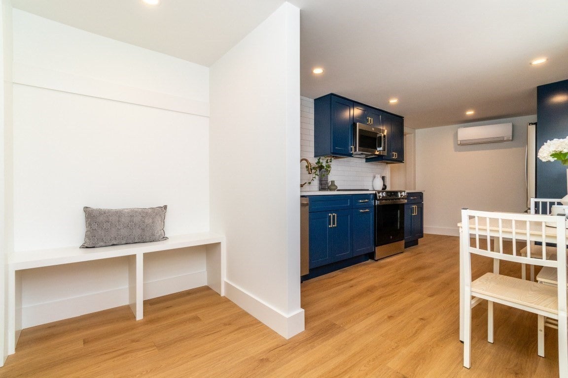30 Columbus Ave #4, Waltham, MA Photo #5