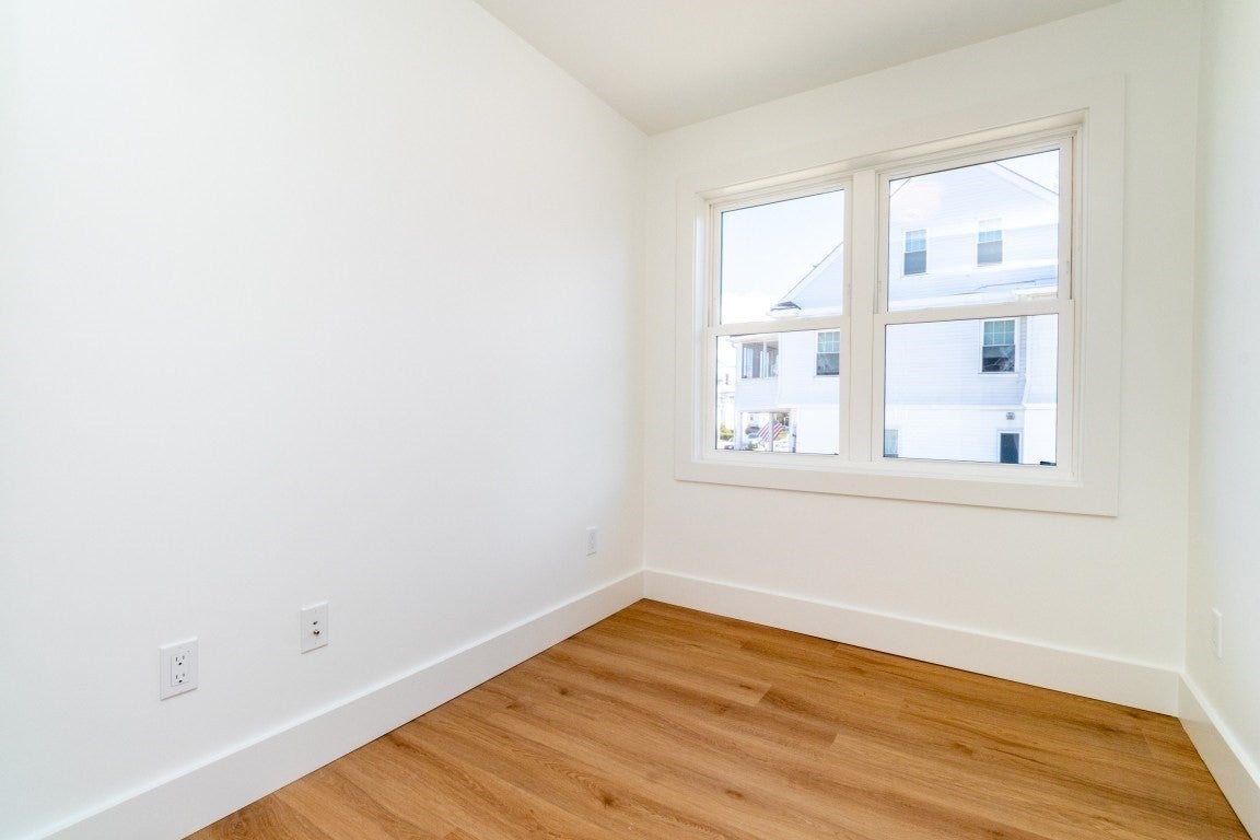 30 Columbus Ave #4, Waltham, MA Photo #22