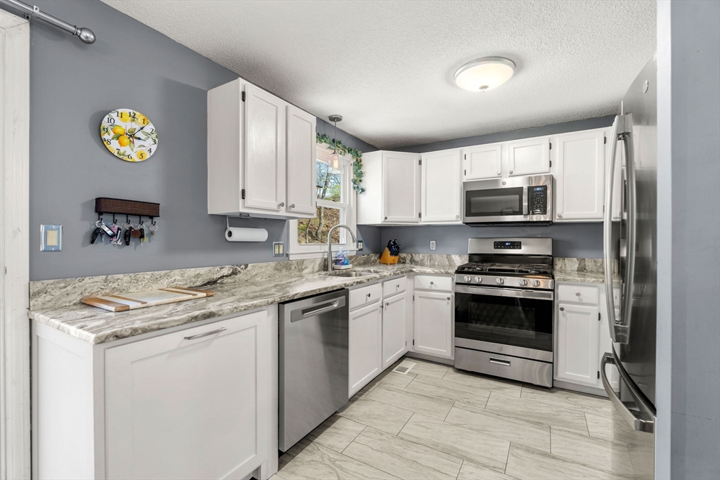 34 Merrimack Meadows Ln 34