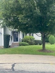 Photo of 91 Country Squire Rd, Uxbridge, MA