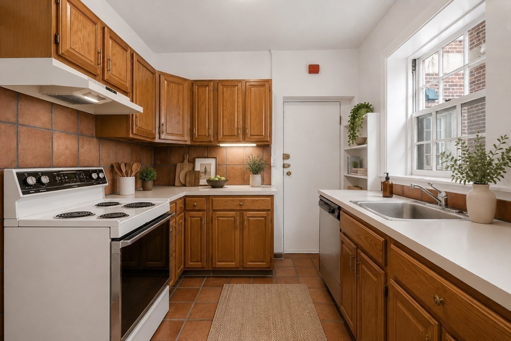 986 Memorial Drive #104, Cambridge, MA, 986 Memorial Drive #104, Cambridge, MA Photo #8