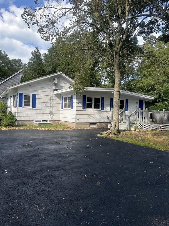 7 Central Ave