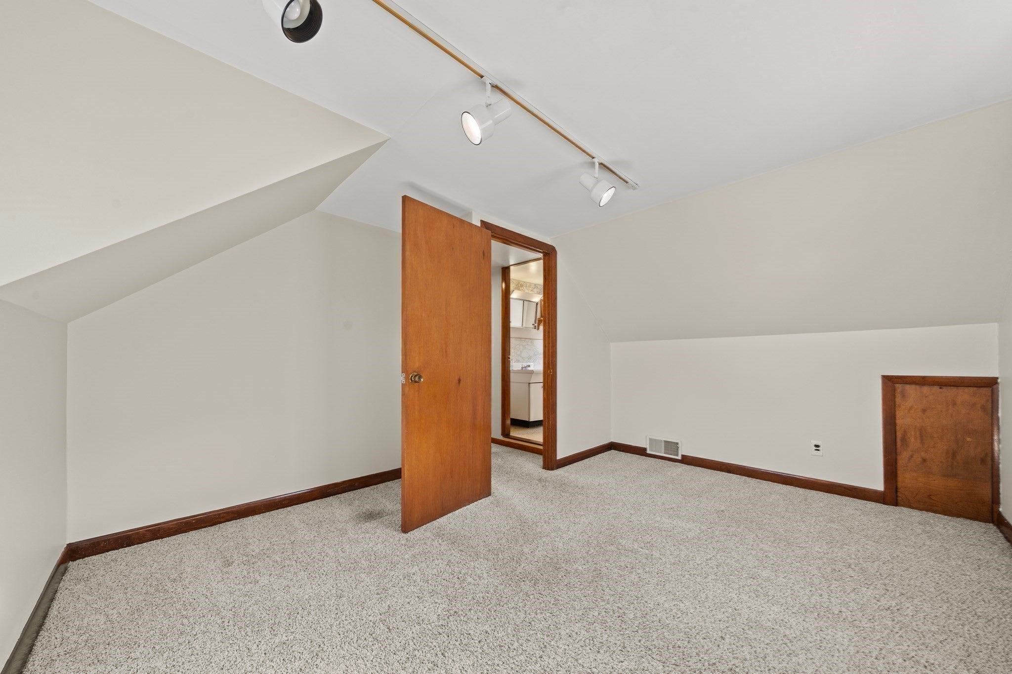74 Bowdoin Ave, Waltham, MA, 74 Bowdoin Ave, Waltham, MA Photo #22