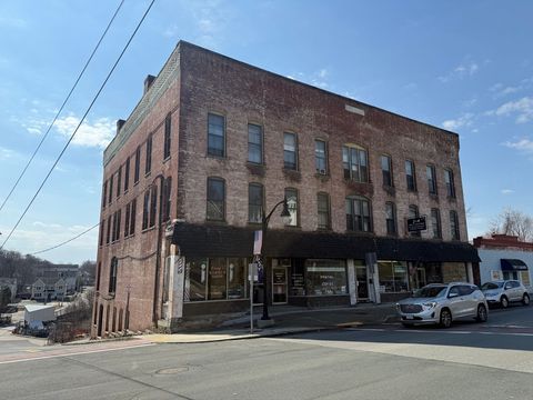 Photo of 106 Main St, Spencer, MA 01562 (MLS # 73492808)