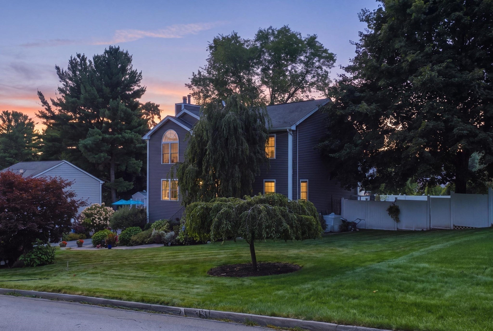 10 Fairfield Drive