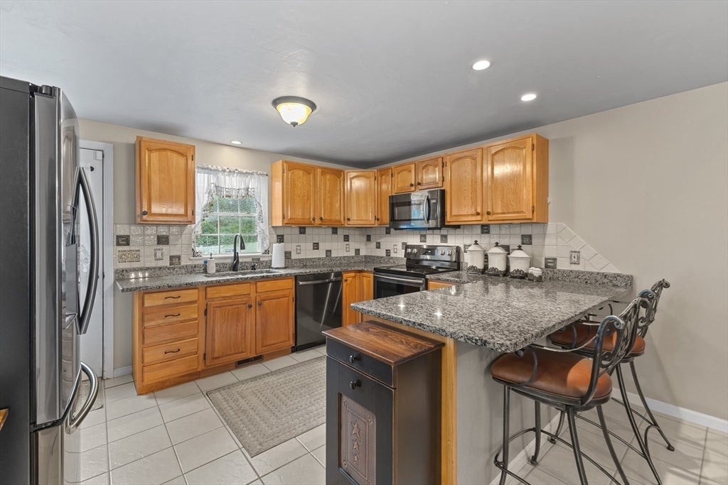 10 Fairfield Drive, Dudley, MA, 10 Fairfield Drive, Dudley, MA Photo #15